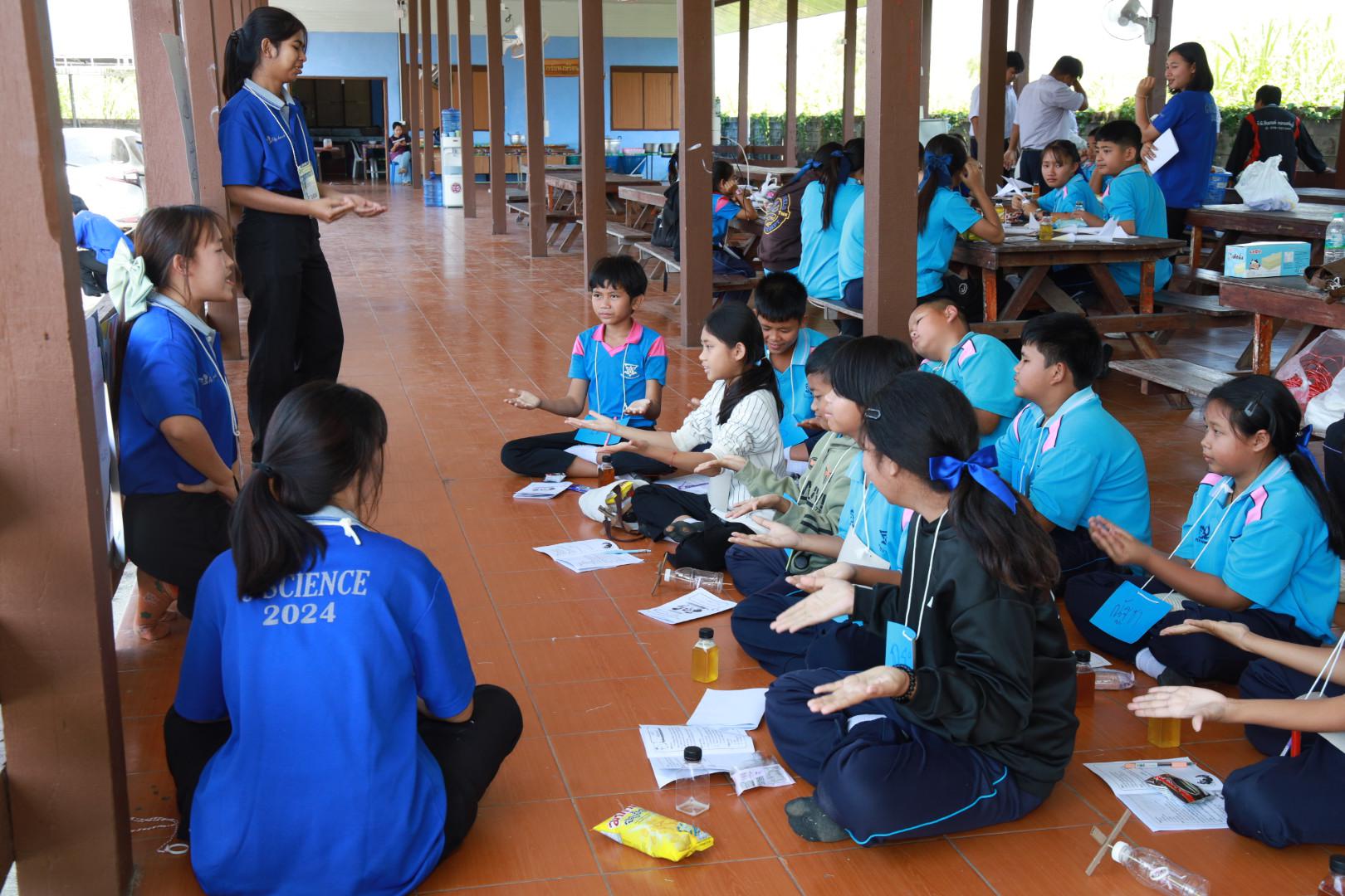 201. วันที่ 27 มกราคม 2569 โปรแกรมวิชาวิทยาศาสตร์ทั่วไป ได้จัดค่ายสเต็มศึกษาให้กับนักเรียนชั้นประถมศึกษาปีที่1-6 ณ โรงเรียนอนุบาลคลองขลุง จ.กำแพงเพชร